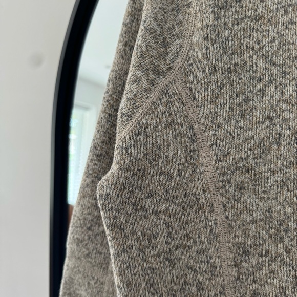 Patagonia Quarter Zip - Picture 6 of 6